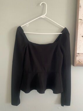 miami Black Long-Sleeve Peplum Top